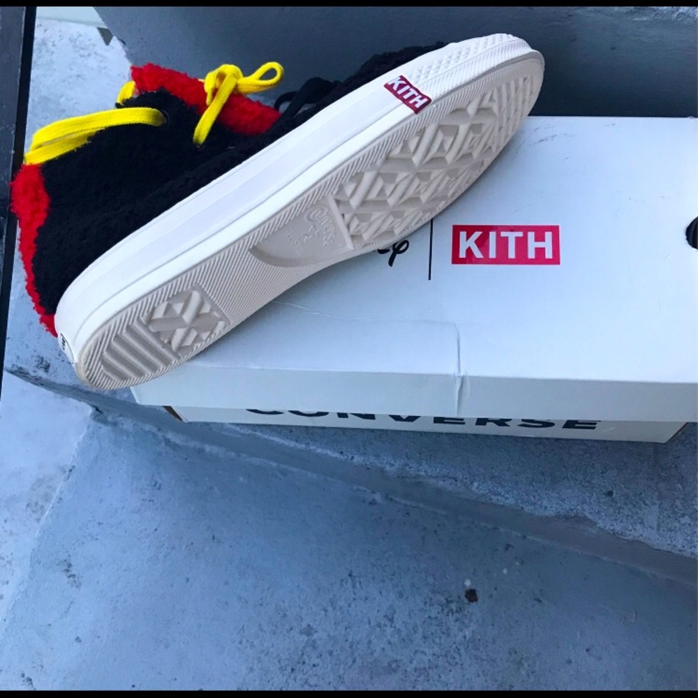 Kith x converse Disney edition never worn selling because I can’t fit them